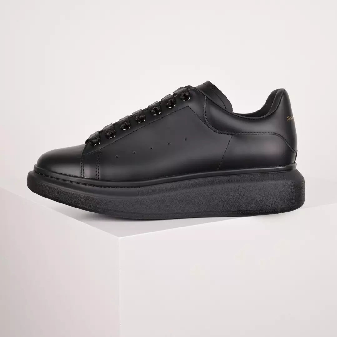 Alexander McQueen Oversized Black