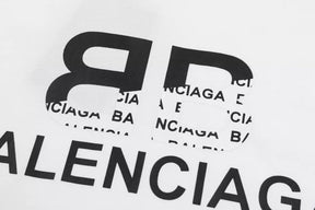 Camiseta BALENCІAGA Oversized - Branca