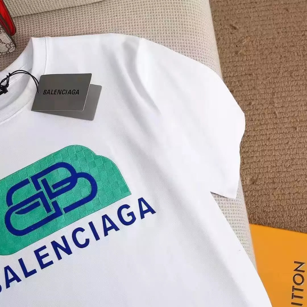 Camiseta Balenciaga MaxiComfort - Branca