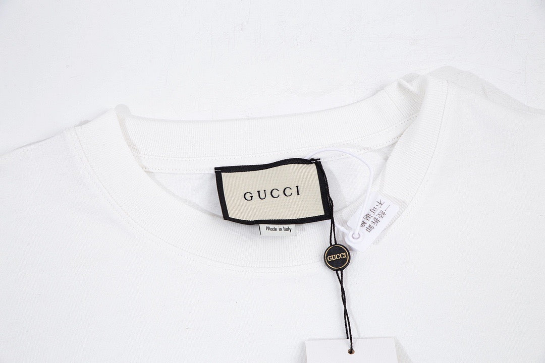 Camiseta Gucci Family Cartoon - Branca