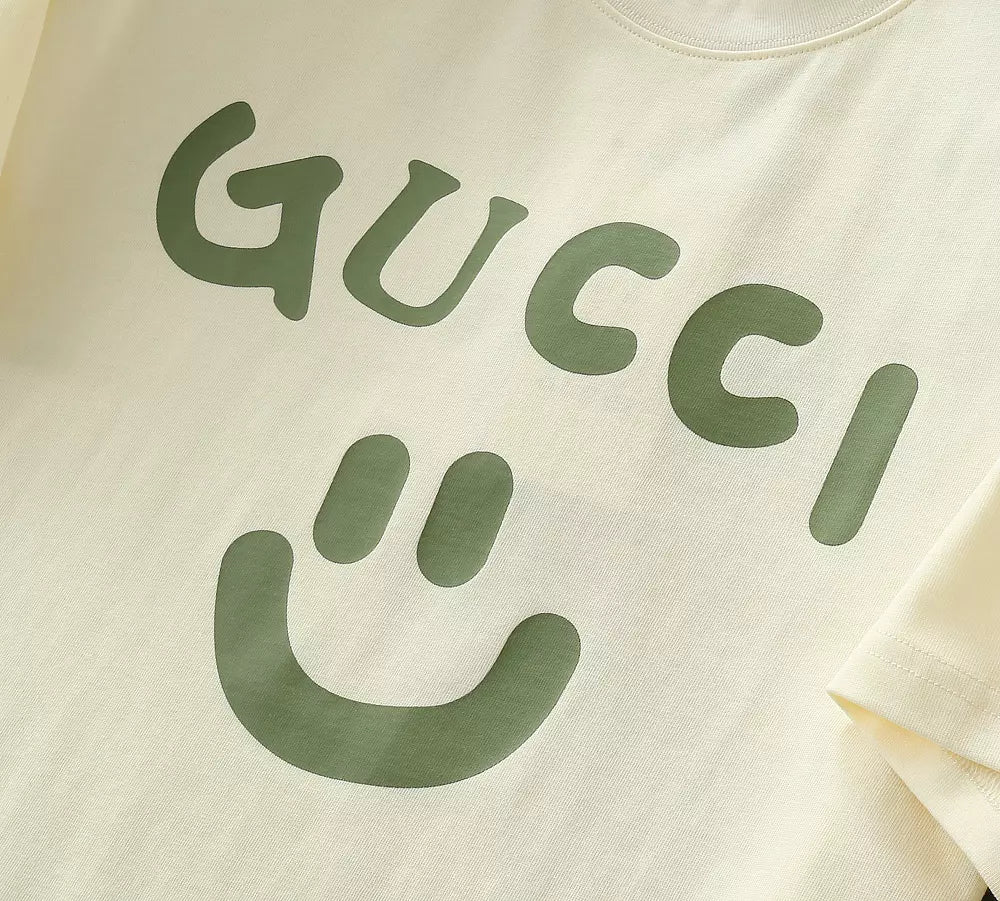 Camiseta Gucci Smile Face - Bege