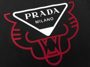 Camiseta Prada Bull Milano Preto