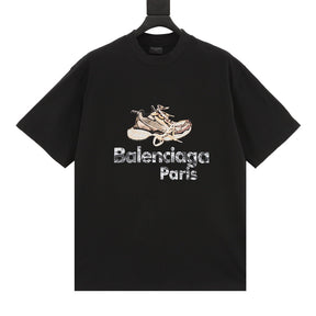 Camiseta Balenciaga Sneakers - Edição Paris  - Preto